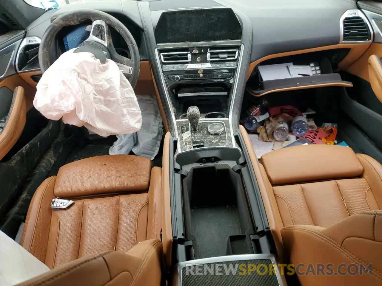 8 Photograph of a damaged car WBAGV8C08NCJ78641 BMW M8 2022