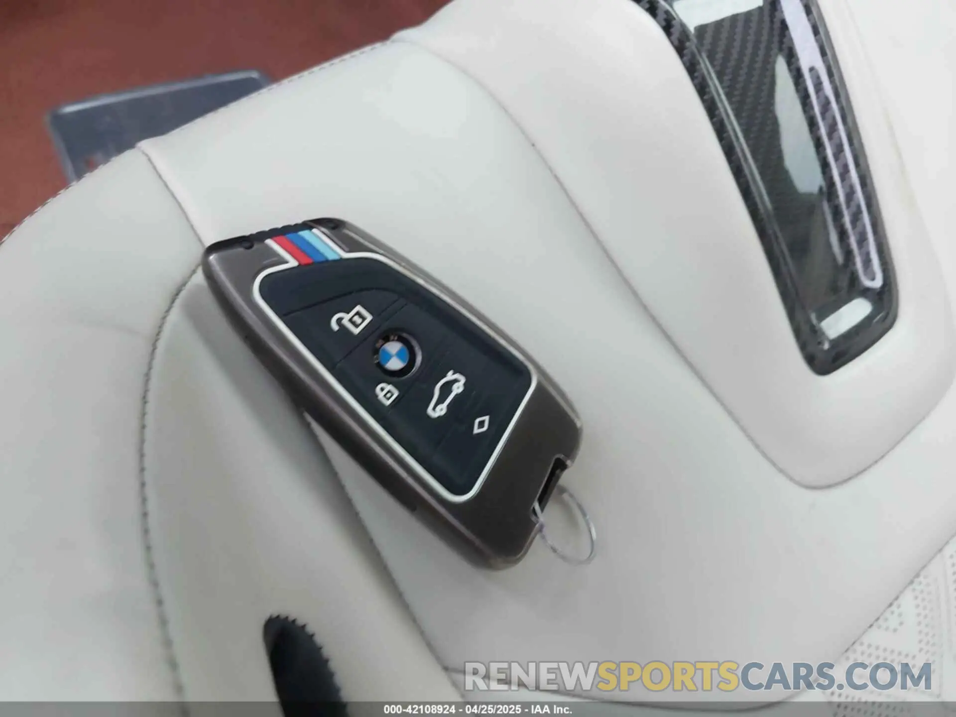 11 Photograph of a damaged car WBSAE0C05NCJ03995 BMW M8 2022