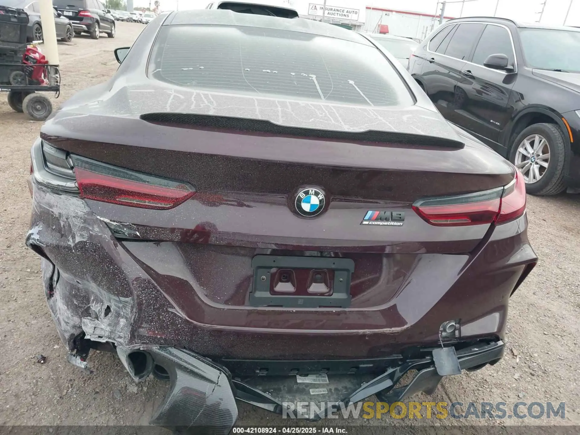 16 Photograph of a damaged car WBSAE0C05NCJ03995 BMW M8 2022