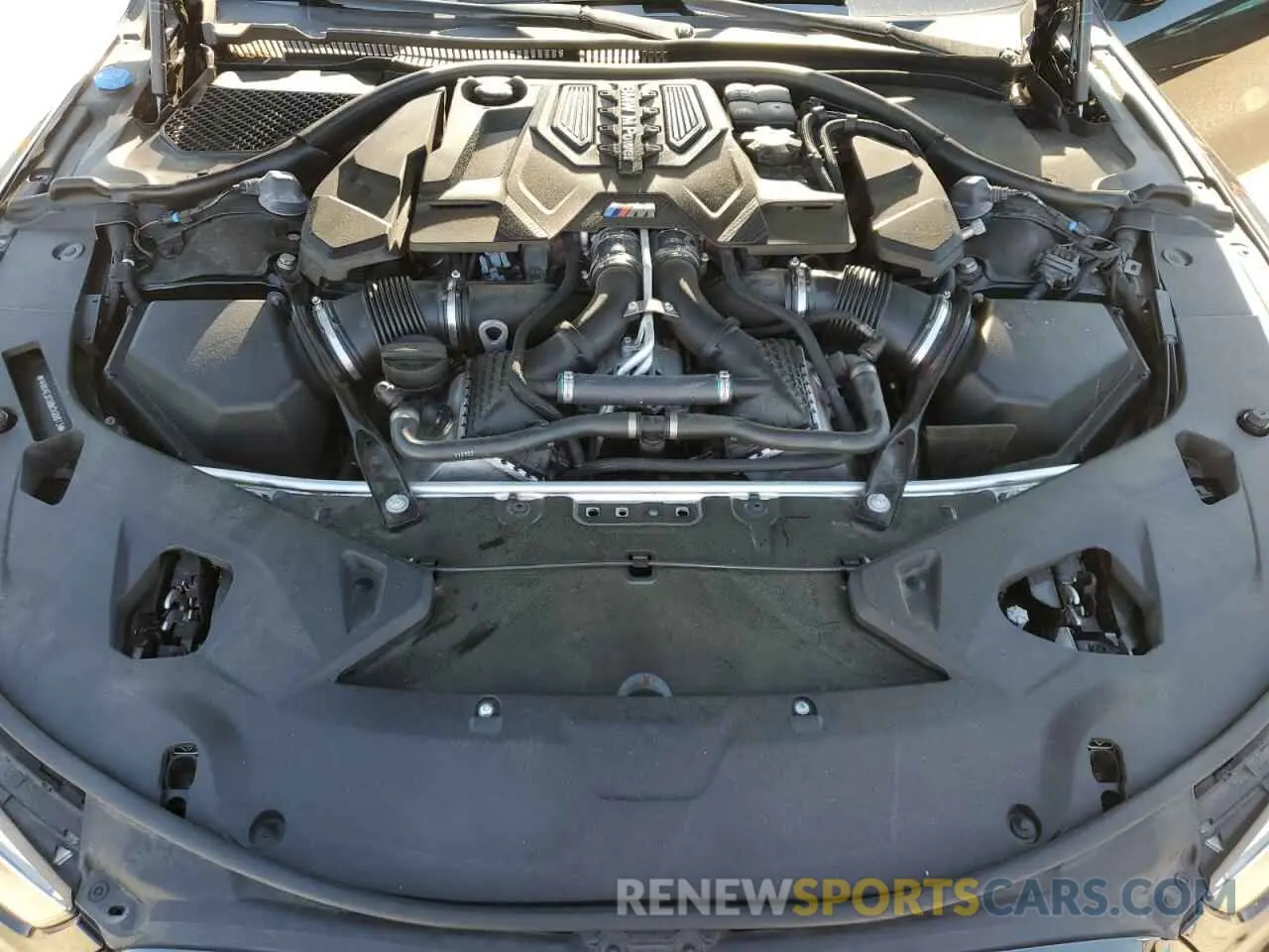 11 Photograph of a damaged car WBSAE0C08NCK00673 BMW M8 2022