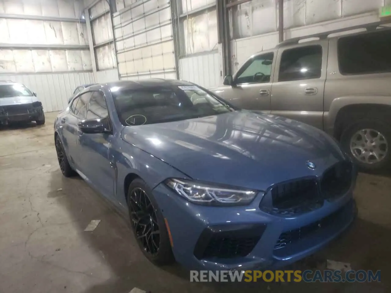 1 Photograph of a damaged car WBSGV0C02NCH51310 BMW M8 2022
