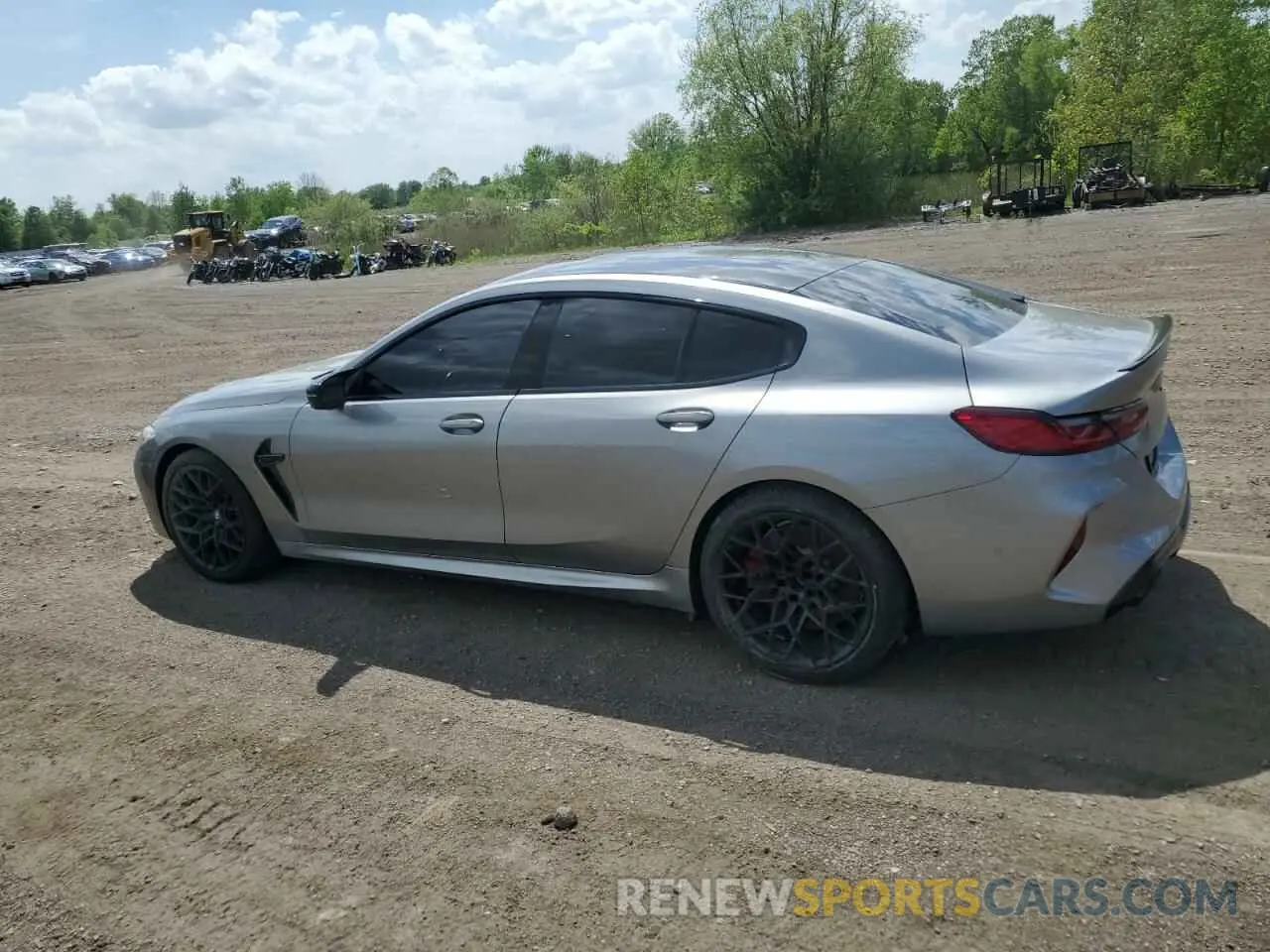 2 Photograph of a damaged car WBSGV0C08NCH61825 BMW M8 2022