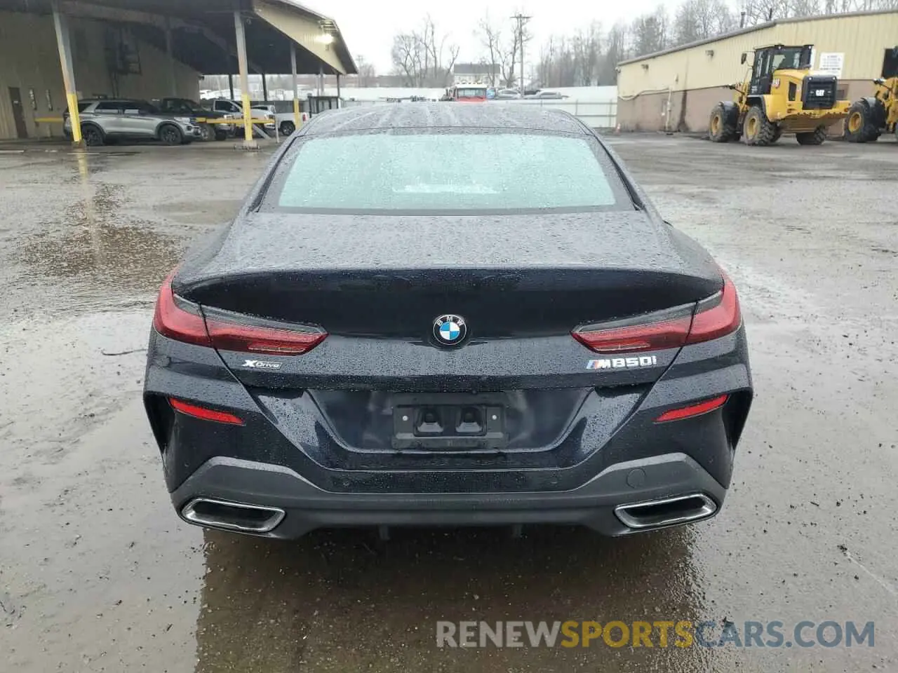 6 Photograph of a damaged car WBAGV8C0XPCK94037 BMW M8 2023