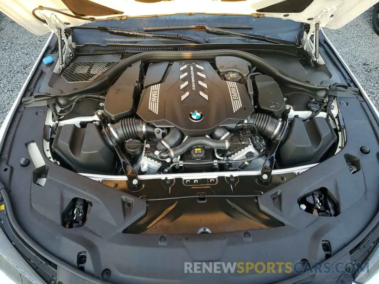 11 Photograph of a damaged car WBAGV8C0XPCL58173 BMW M8 2023