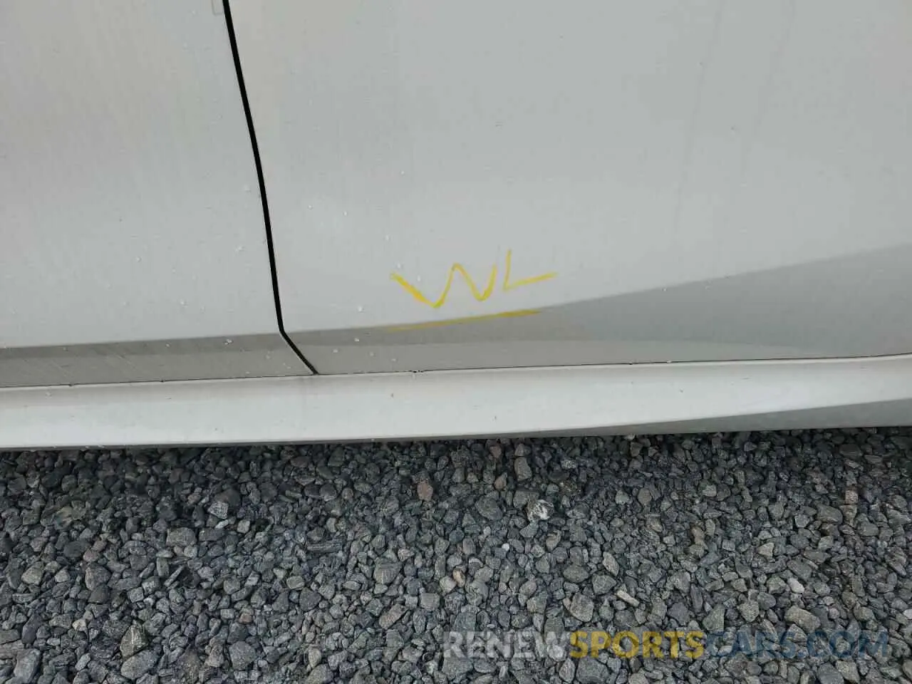 12 Photograph of a damaged car WBAGV8C0XPCL58173 BMW M8 2023