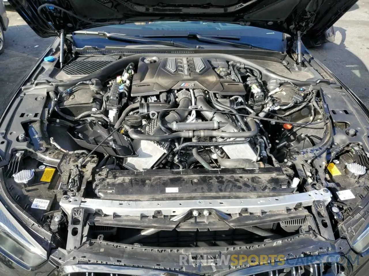 11 Photograph of a damaged car WBSGV0C0XPCM43253 BMW M8 2023