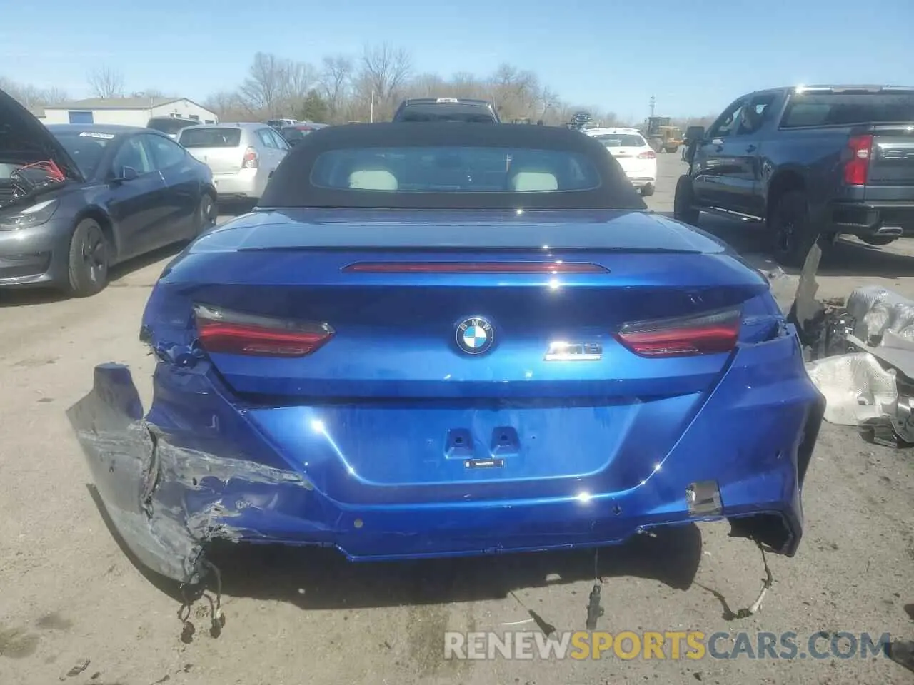 6 Photograph of a damaged car WBSDZ0C04RCR21242 BMW M8 2024