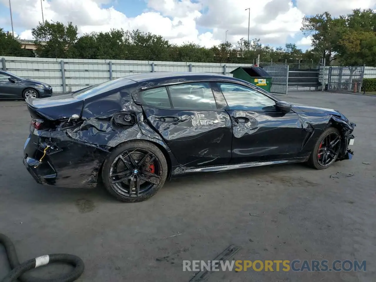 3 Photograph of a damaged car WBSGV0C09SCU29546 BMW M8 2025
