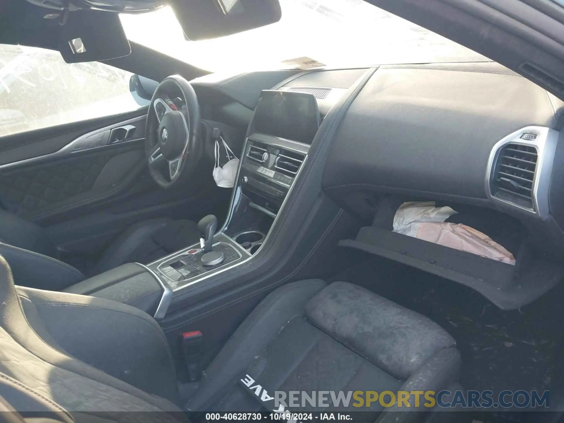 5 Photograph of a damaged car WBSGV0C02LCD64222 BMW M8 GRAN COUPE 2020