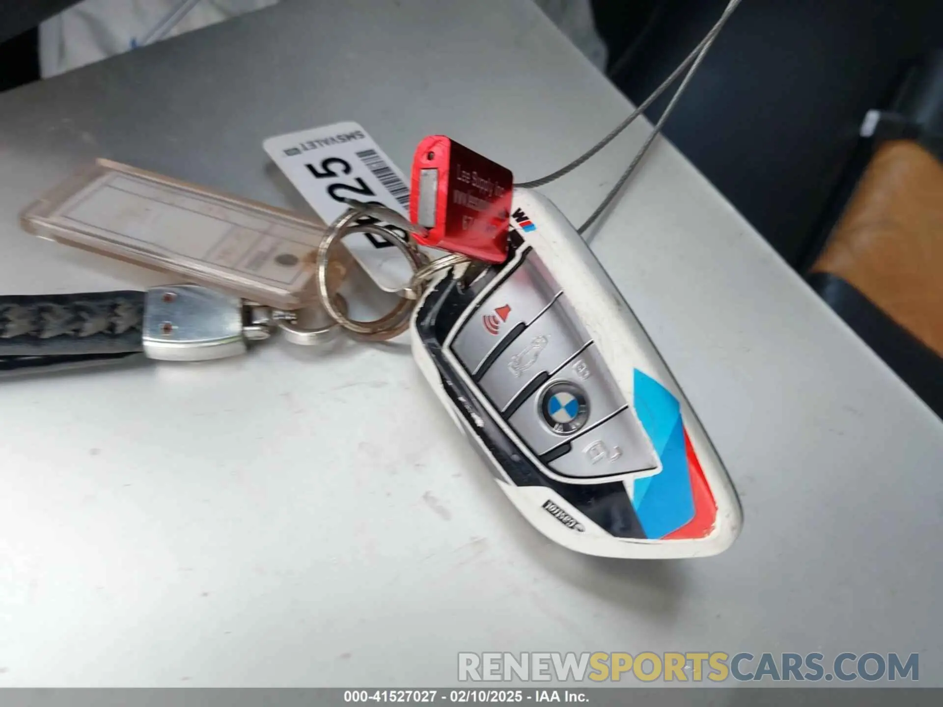11 Photograph of a damaged car WBSGV0C03NCJ35595 BMW M8 GRAN COUPE 2022
