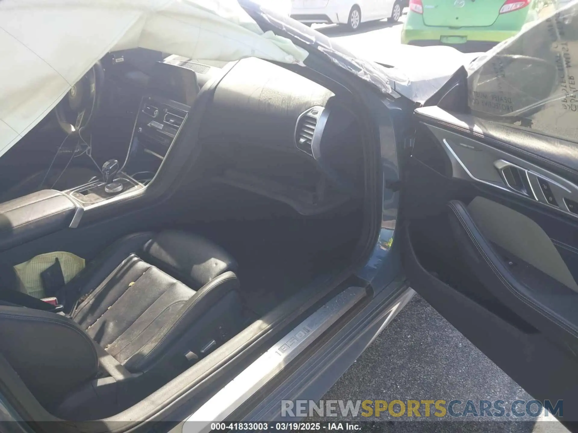 5 Photograph of a damaged car WBABC4C50KBU96114 BMW M850I 2019