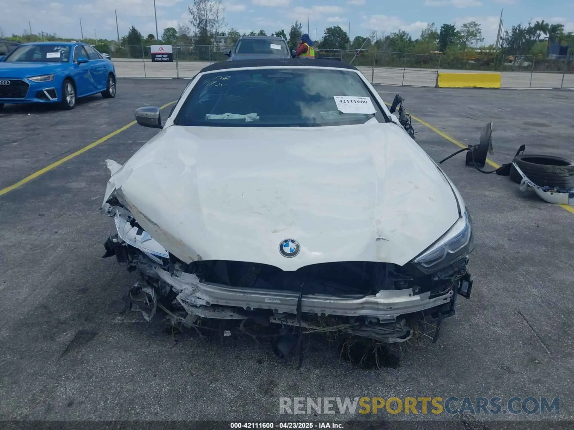 12 Photograph of a damaged car WBAFY4C5XKBX39317 BMW M850I 2019