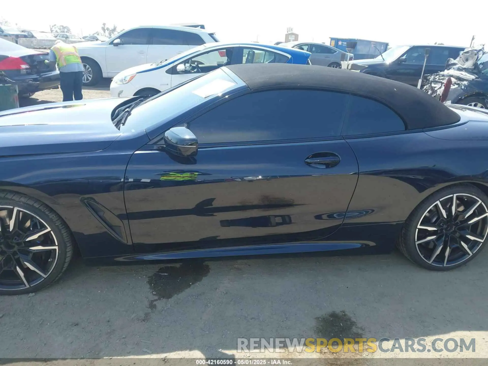 15 Photograph of a damaged car WBAFY4C07PCK10123 BMW M850I 2023
