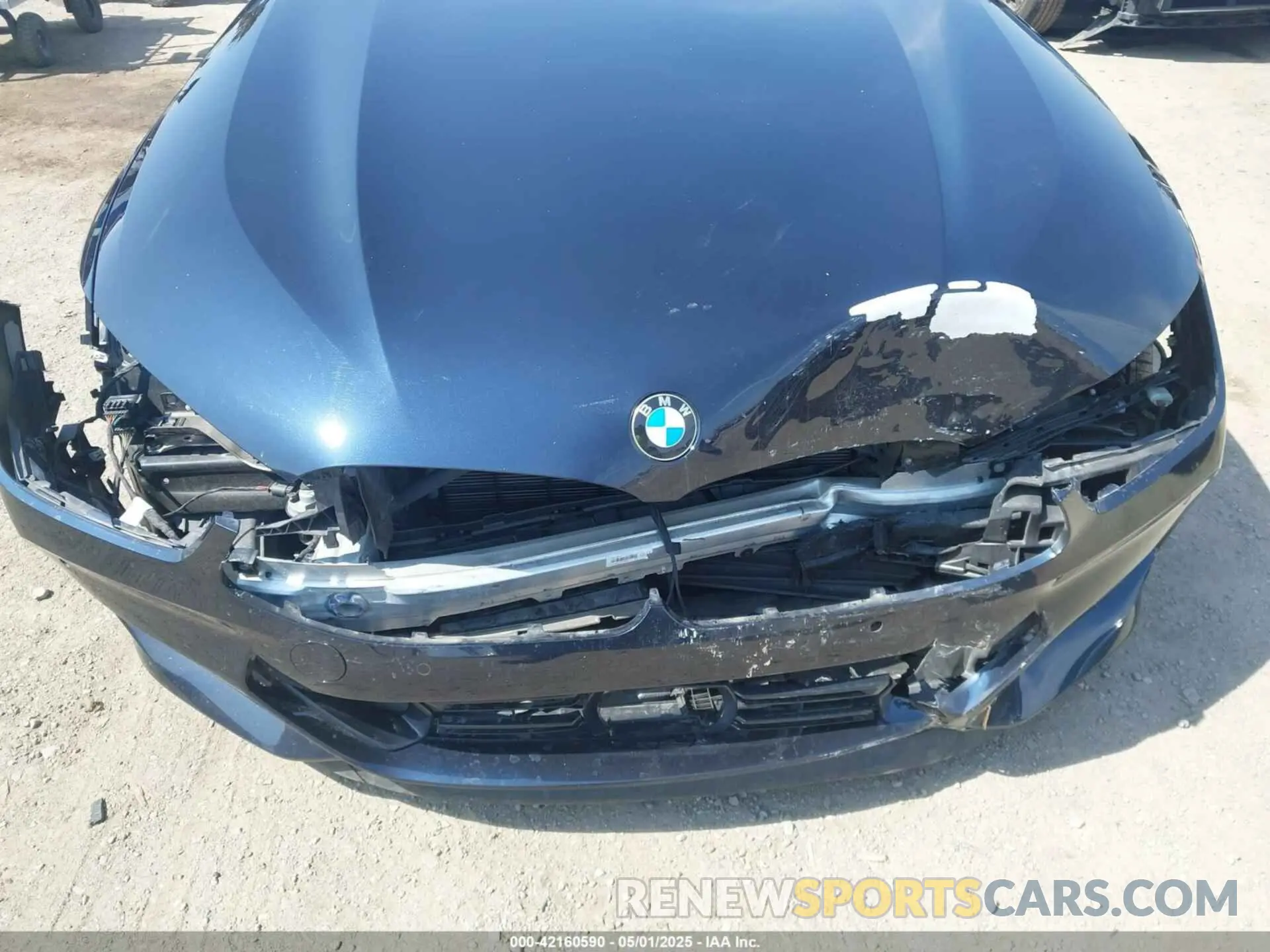 6 Photograph of a damaged car WBAFY4C07PCK10123 BMW M850I 2023