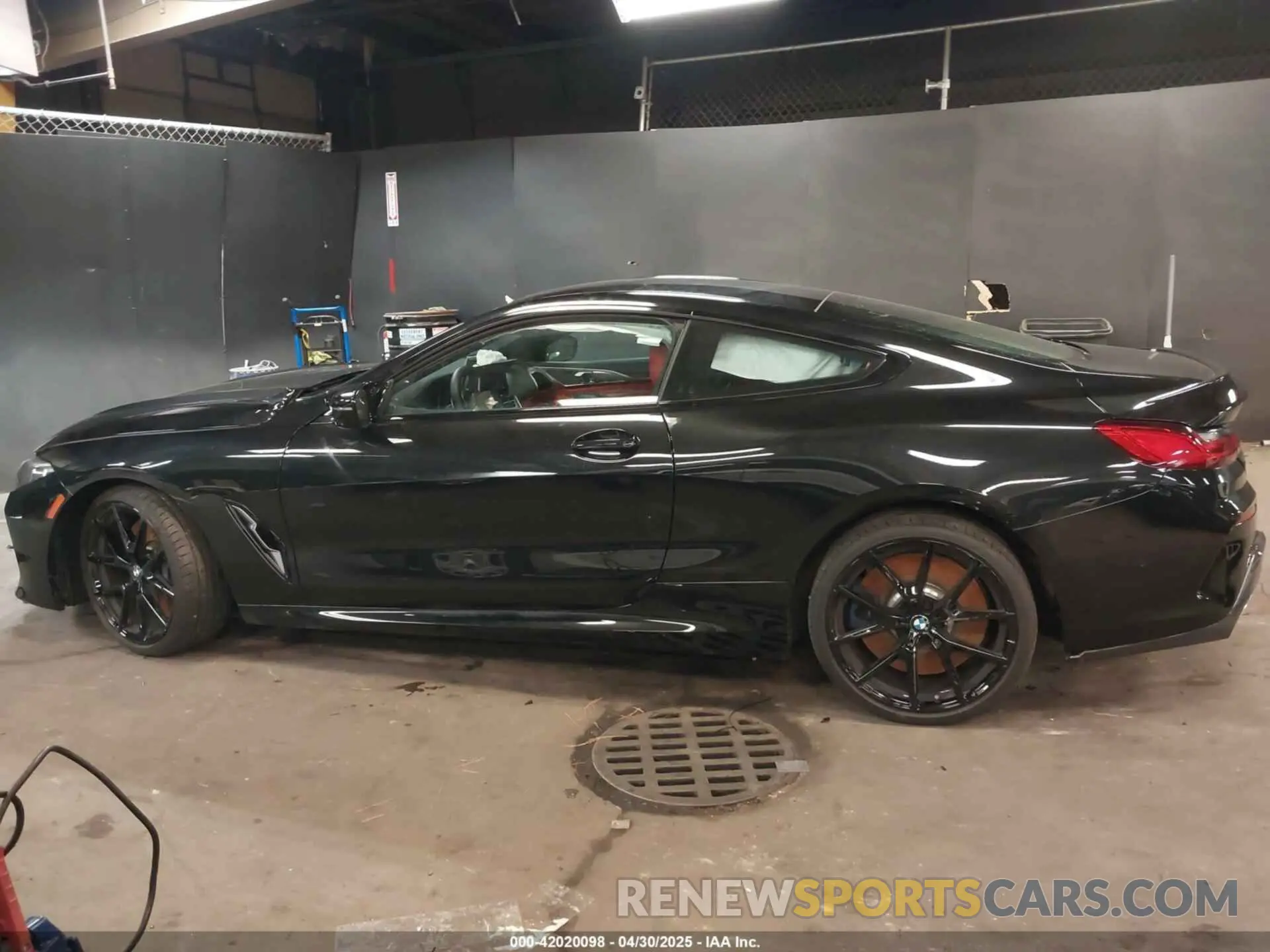 14 Photograph of a damaged car WBABC4C00RCR63394 BMW M850I 2024