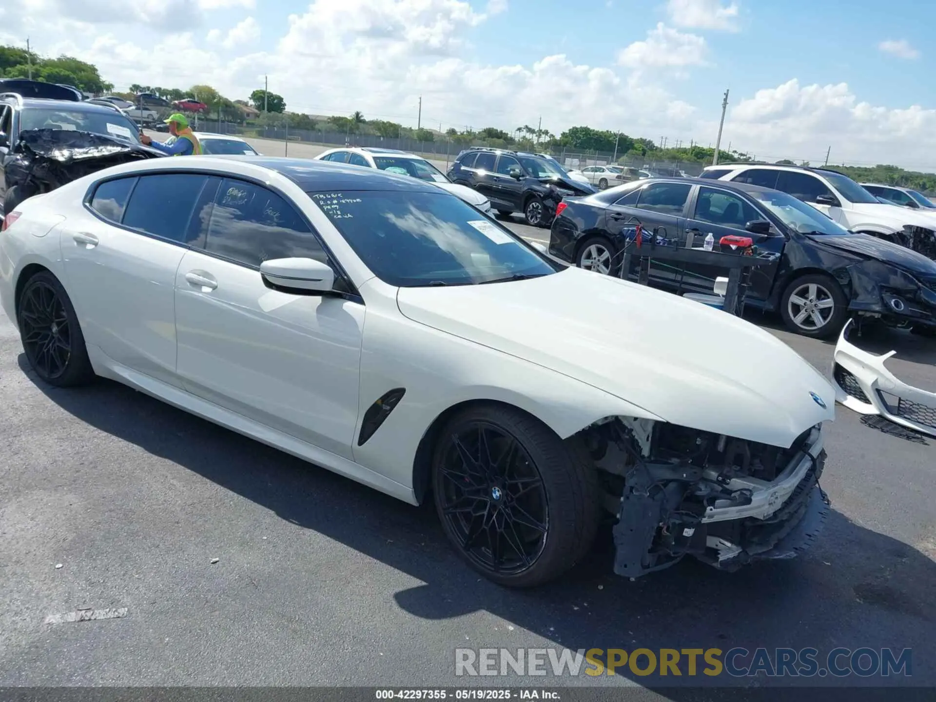1 Photograph of a damaged car WBAGV8C01LCD46815 BMW M850I GTAN COUPE 2020