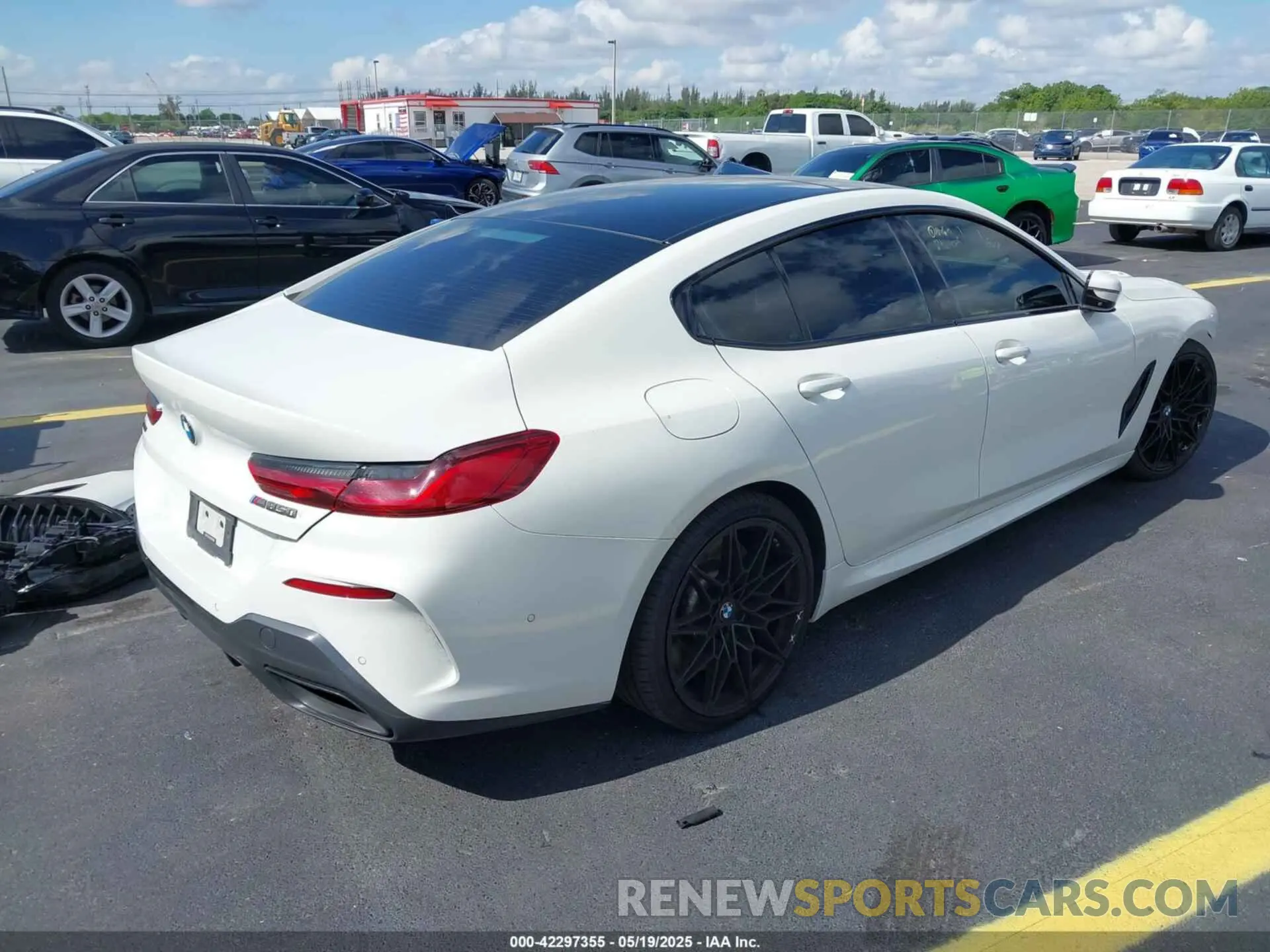 4 Photograph of a damaged car WBAGV8C01LCD46815 BMW M850I GTAN COUPE 2020