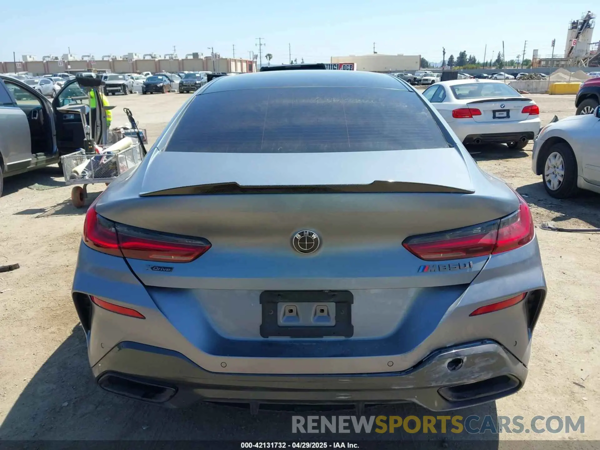 17 Photograph of a damaged car WBAGV8C02LCD45348 BMW M850I GTAN COUPE 2020