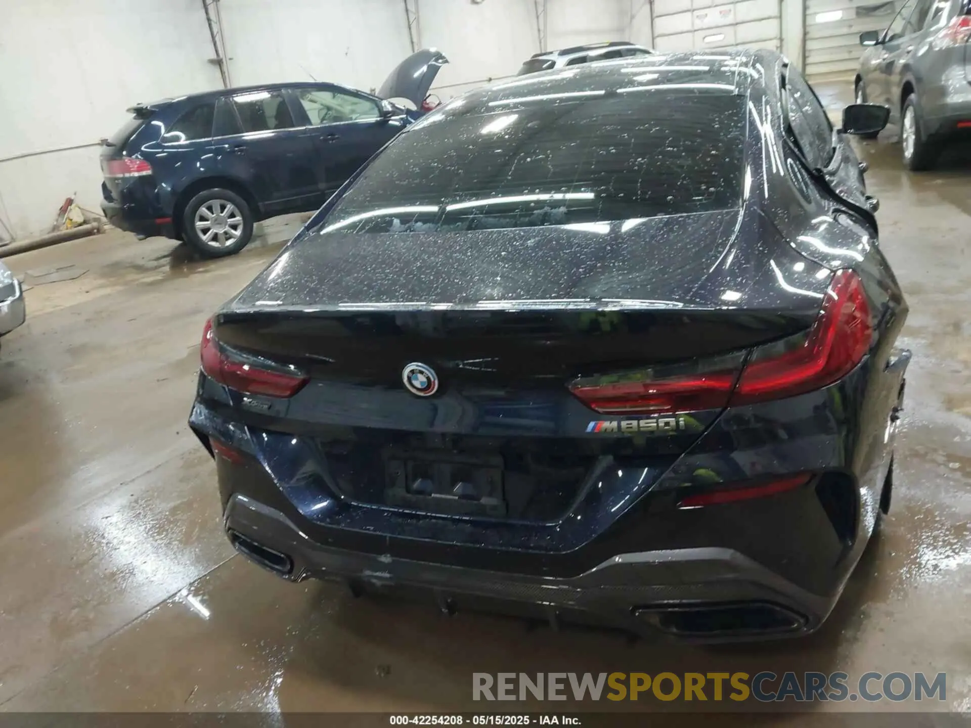 16 Photograph of a damaged car WBAGV8C02LCD68211 BMW M850I GTAN COUPE 2020