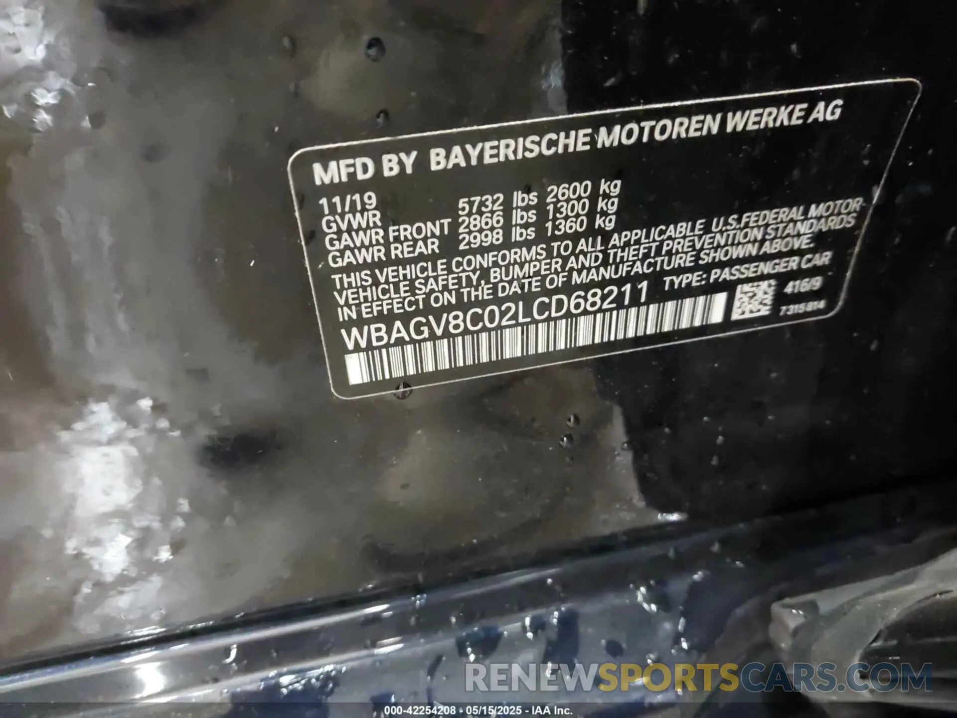 9 Photograph of a damaged car WBAGV8C02LCD68211 BMW M850I GTAN COUPE 2020