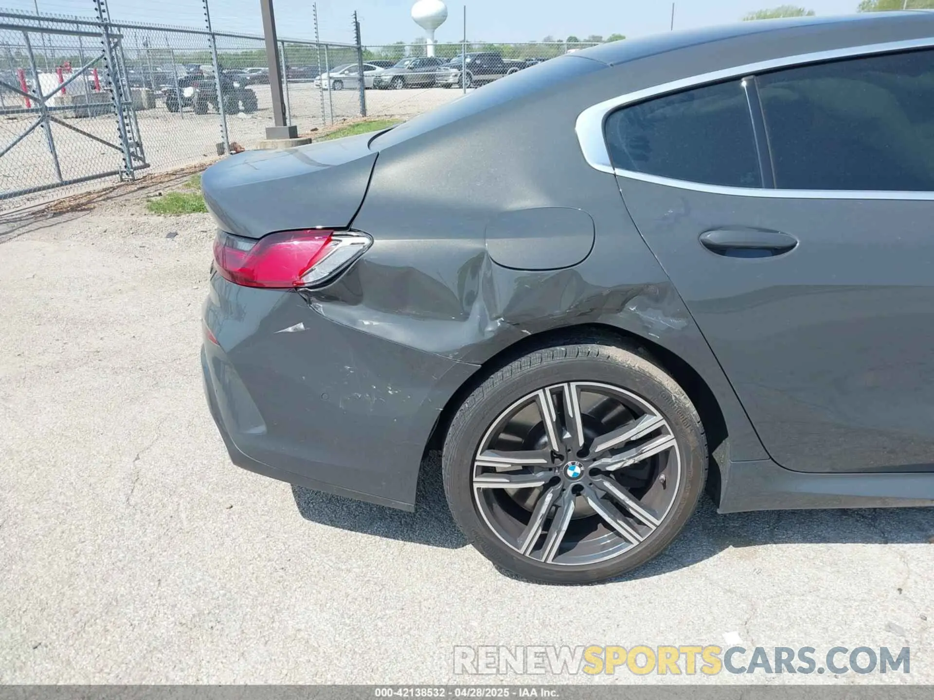 17 Photograph of a damaged car WBAGV8C04MCE93308 BMW M850I GTAN COUPE 2021