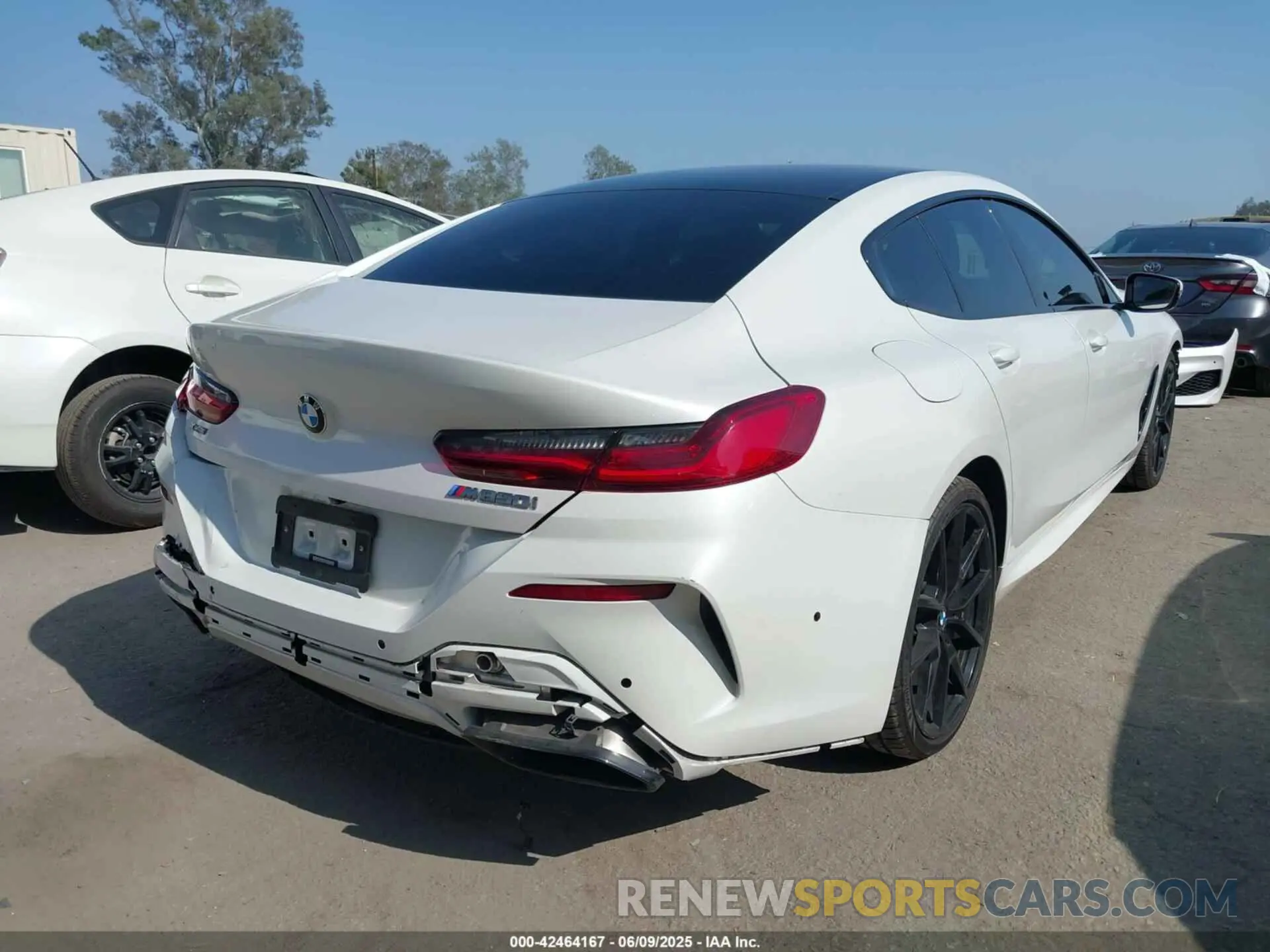 4 Photograph of a damaged car WBAGV8C00NCH84020 BMW M850I GTAN COUPE 2022