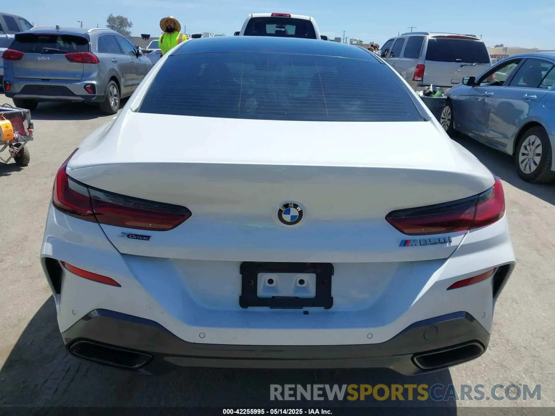 16 Photograph of a damaged car WBAGV8C02NCH87808 BMW M850I GTAN COUPE 2022