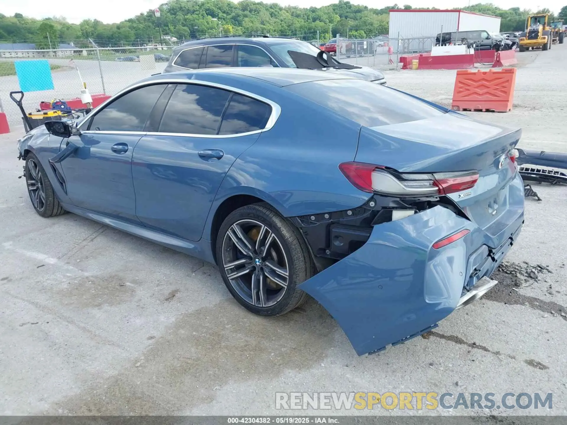 3 Photograph of a damaged car WBAGV8C04NCH77734 BMW M850I GTAN COUPE 2022