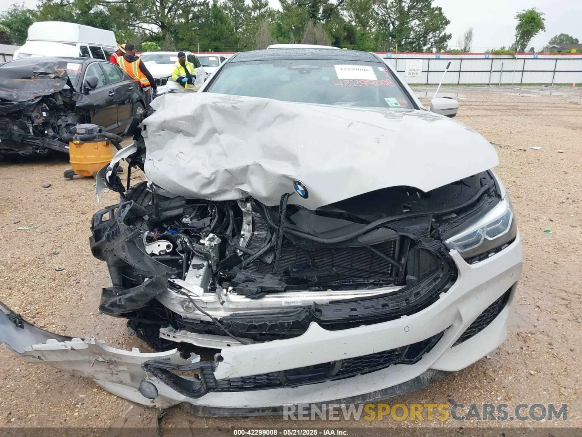 12 Photograph of a damaged car WBAGV8C06NCJ32676 BMW M850I GTAN COUPE 2022