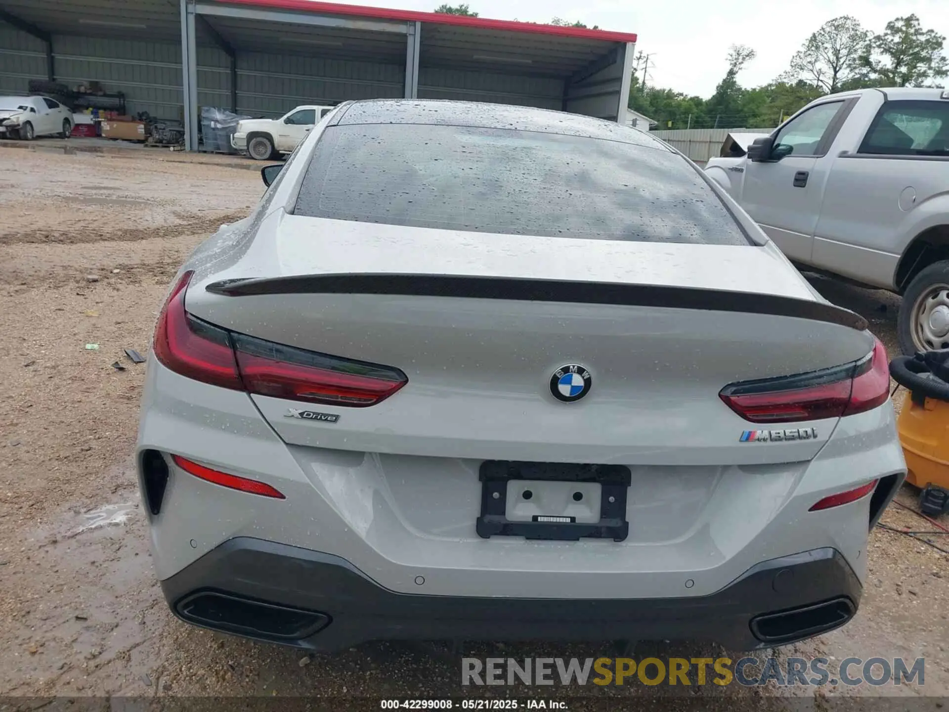 16 Photograph of a damaged car WBAGV8C06NCJ32676 BMW M850I GTAN COUPE 2022