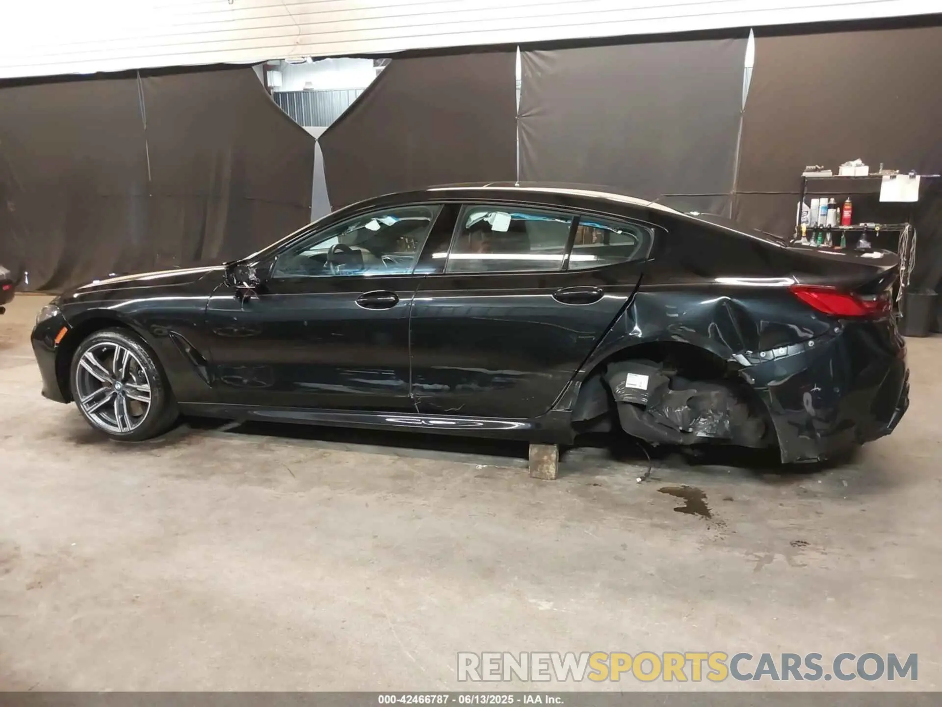 15 Photograph of a damaged car WBAGV8C04PCL19336 BMW M850I GTAN COUPE 2023
