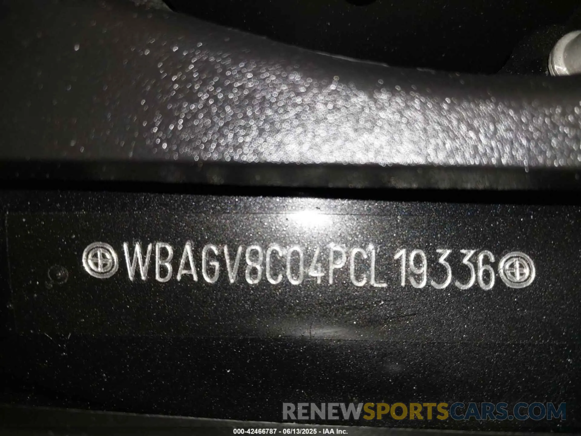 18 Photograph of a damaged car WBAGV8C04PCL19336 BMW M850I GTAN COUPE 2023