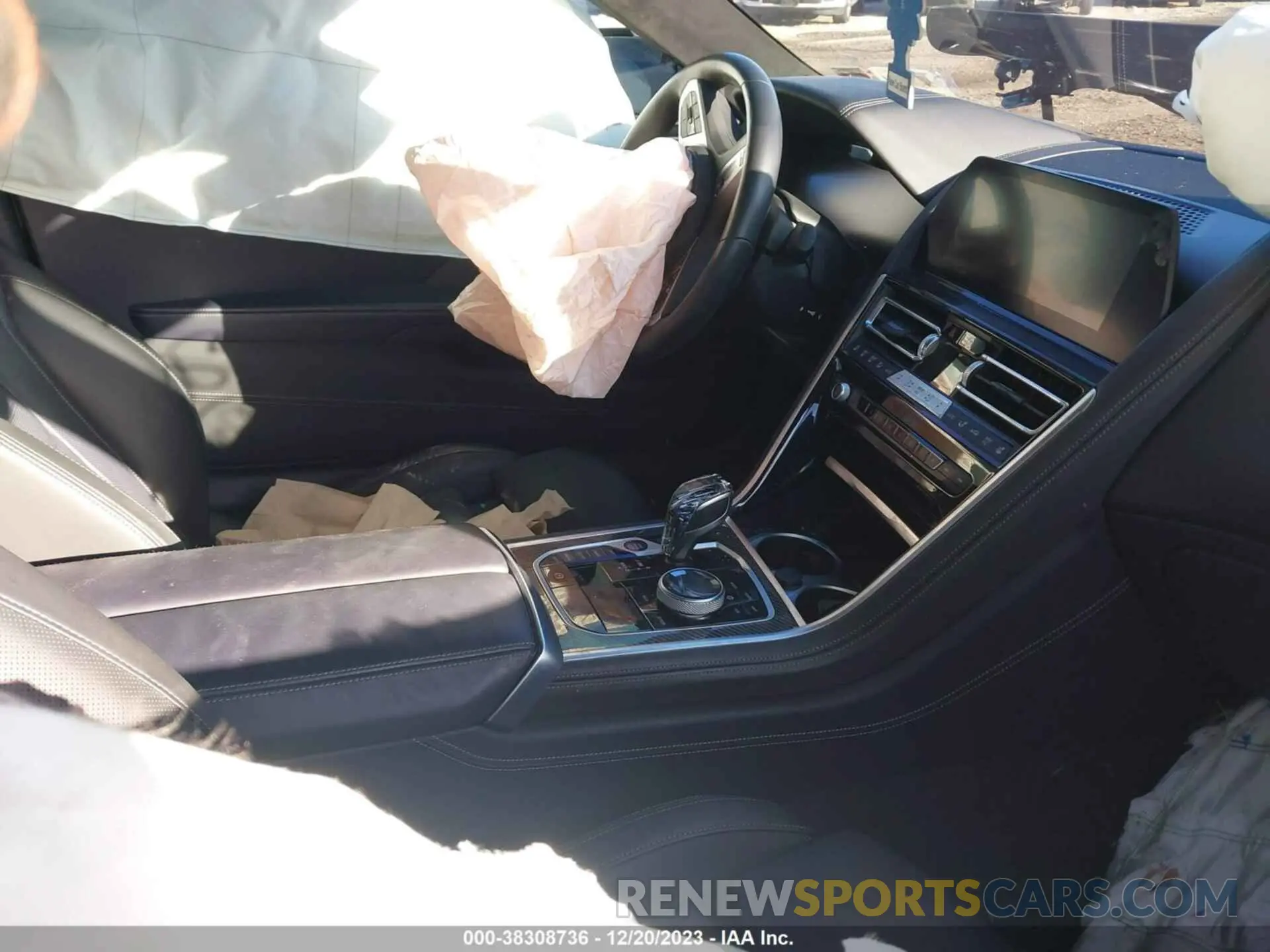 5 Photograph of a damaged car WBABC4C08NCJ37015 BMW M850XI 2022