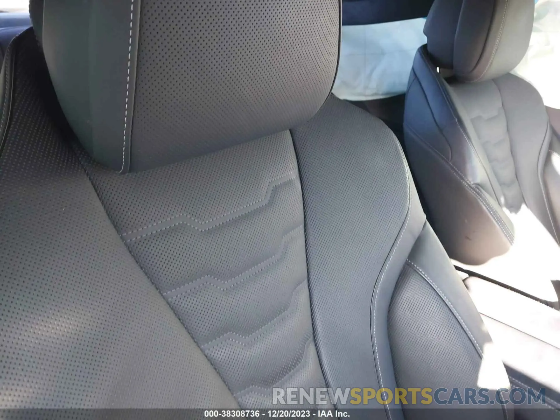 8 Photograph of a damaged car WBABC4C08NCJ37015 BMW M850XI 2022