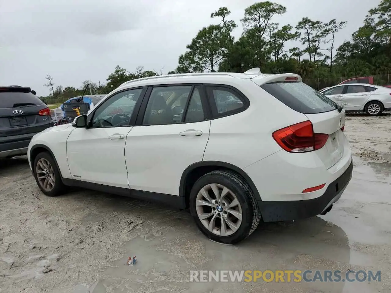 2 Photograph of a damaged car WBAVL1C52EVY23501 BMW X1 2014