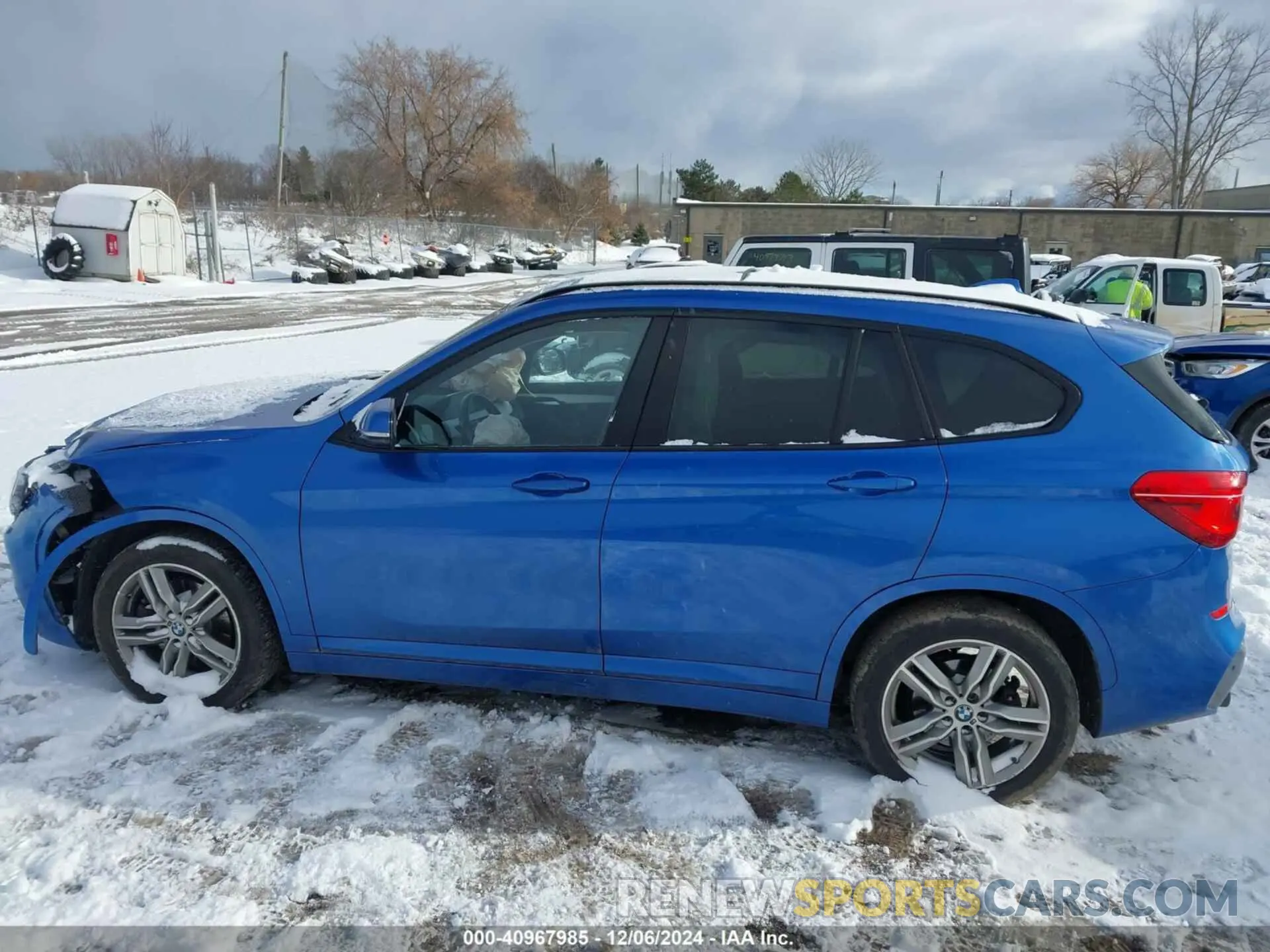 15 Photograph of a damaged car WBXHT3C50K3H36589 BMW X1 2019