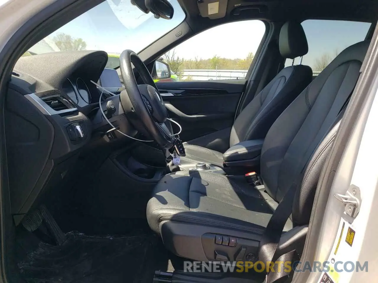 7 Photograph of a damaged car WBXHT3C51K3H35953 BMW X1 2019
