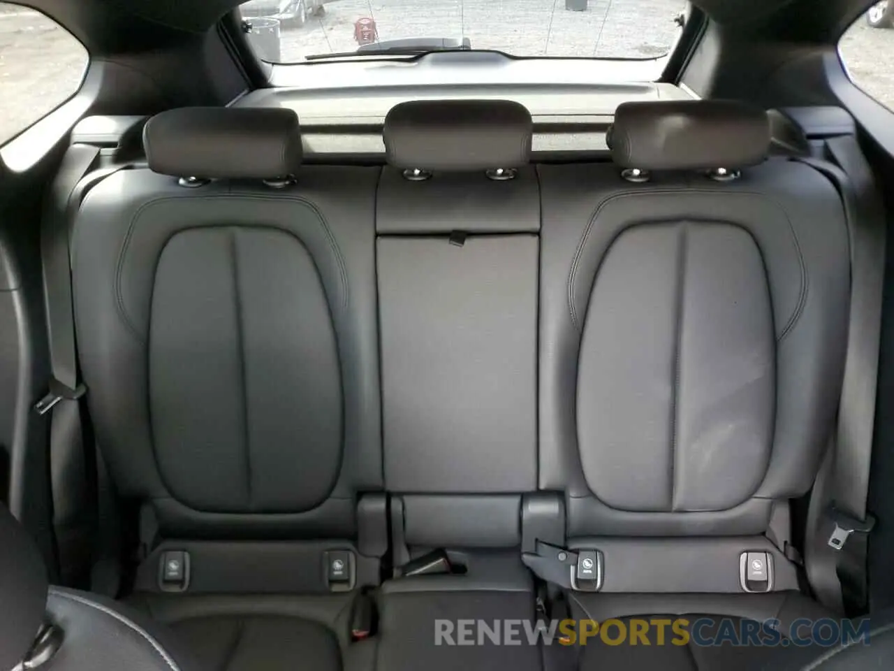 10 Photograph of a damaged car WBXHT3C51K5L38552 BMW X1 2019