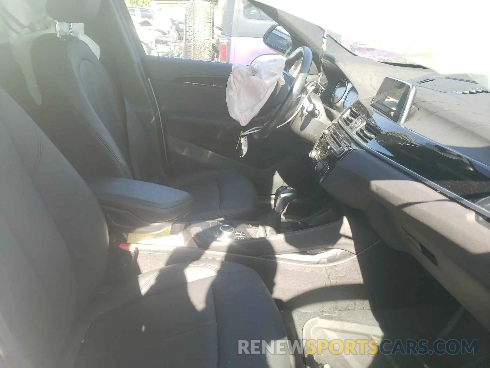5 Photograph of a damaged car WBXHT3C51K5L90215 BMW X1 2019