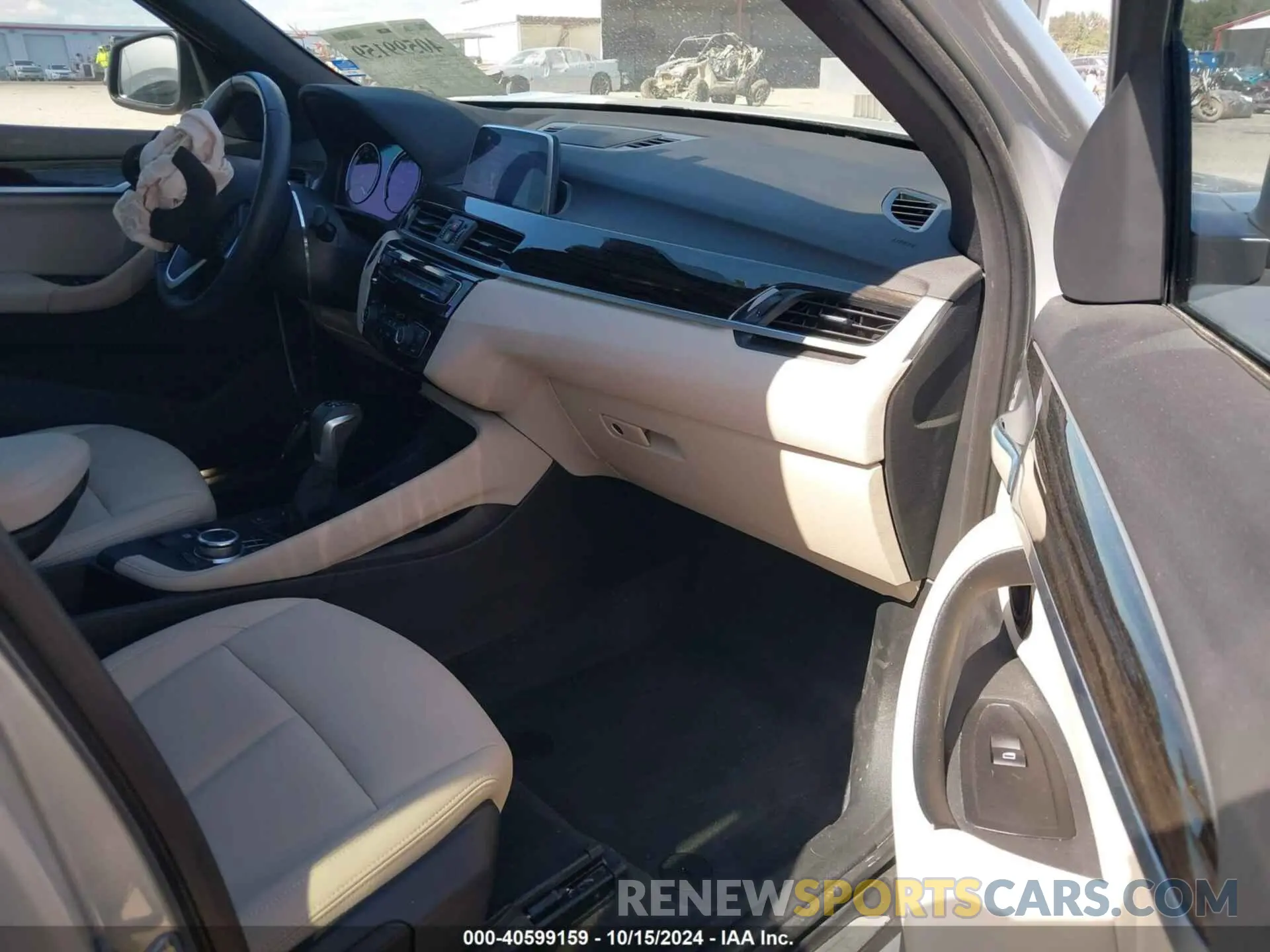 5 Photograph of a damaged car WBXHT3C51K5L90585 BMW X1 2019