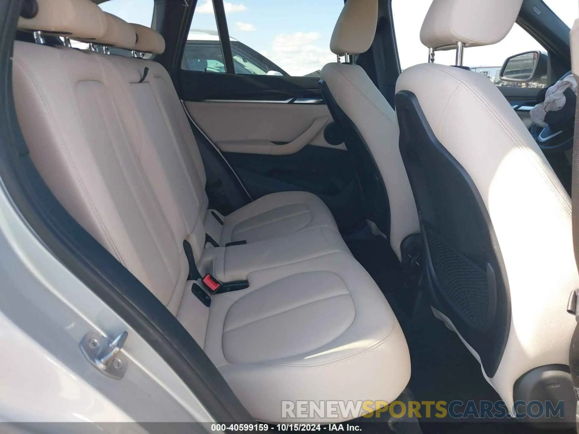 8 Photograph of a damaged car WBXHT3C51K5L90585 BMW X1 2019