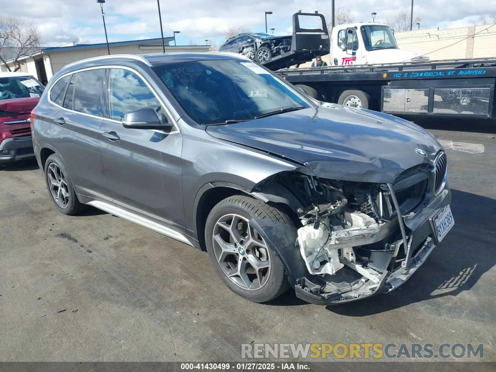 1 Photograph of a damaged car WBXHT3C52K5L89445 BMW X1 2019