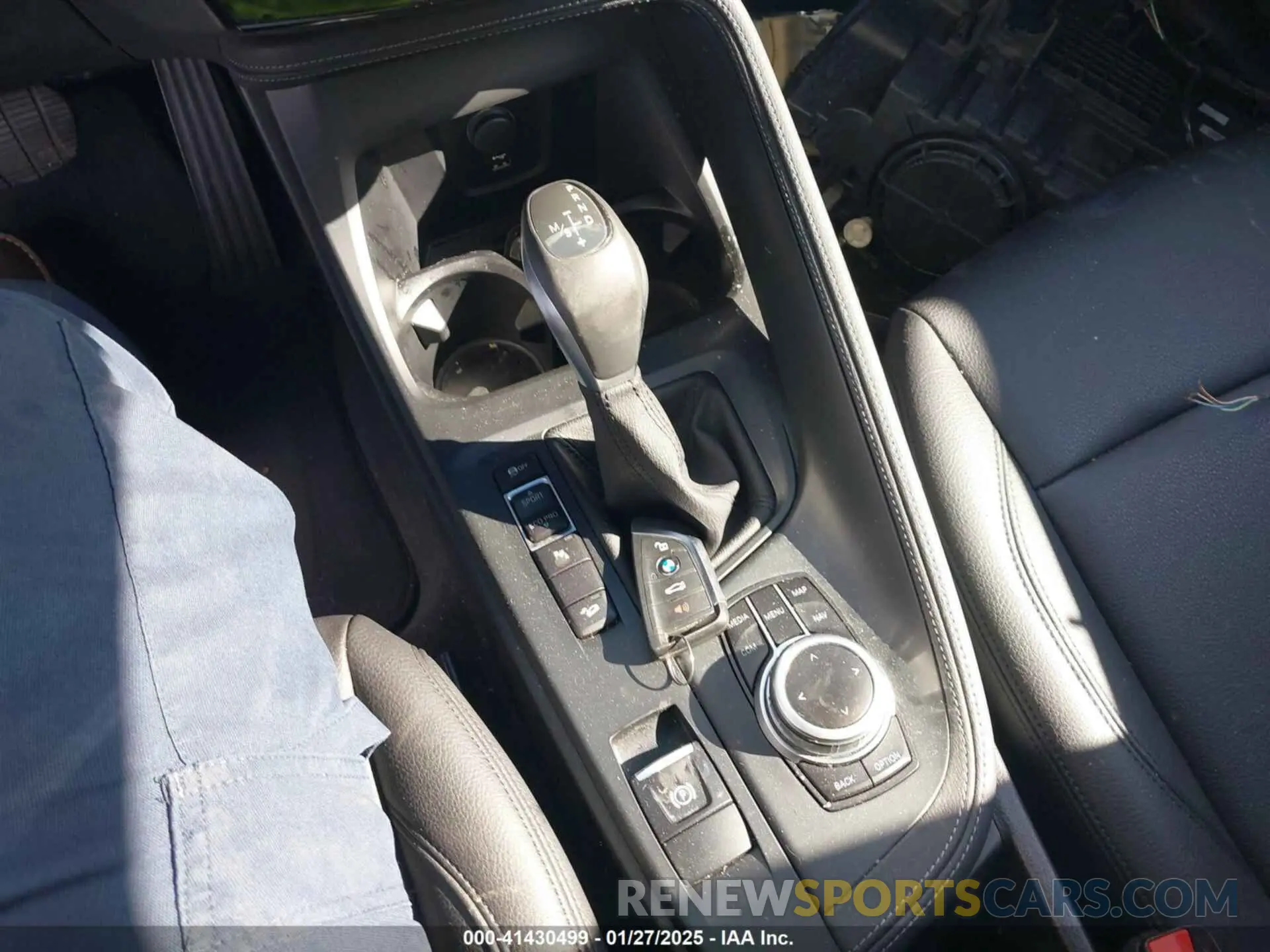 11 Photograph of a damaged car WBXHT3C52K5L89445 BMW X1 2019