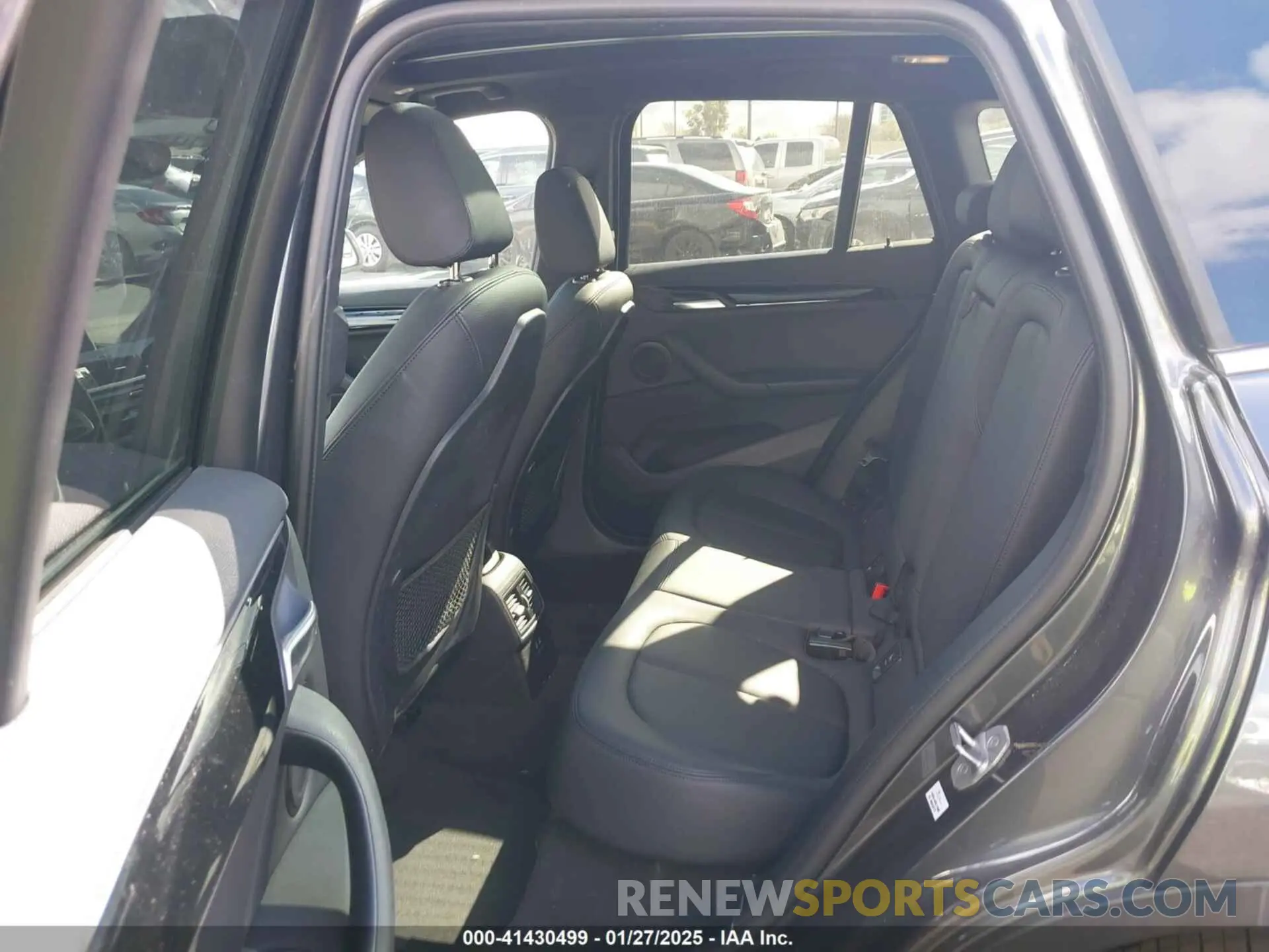 8 Photograph of a damaged car WBXHT3C52K5L89445 BMW X1 2019
