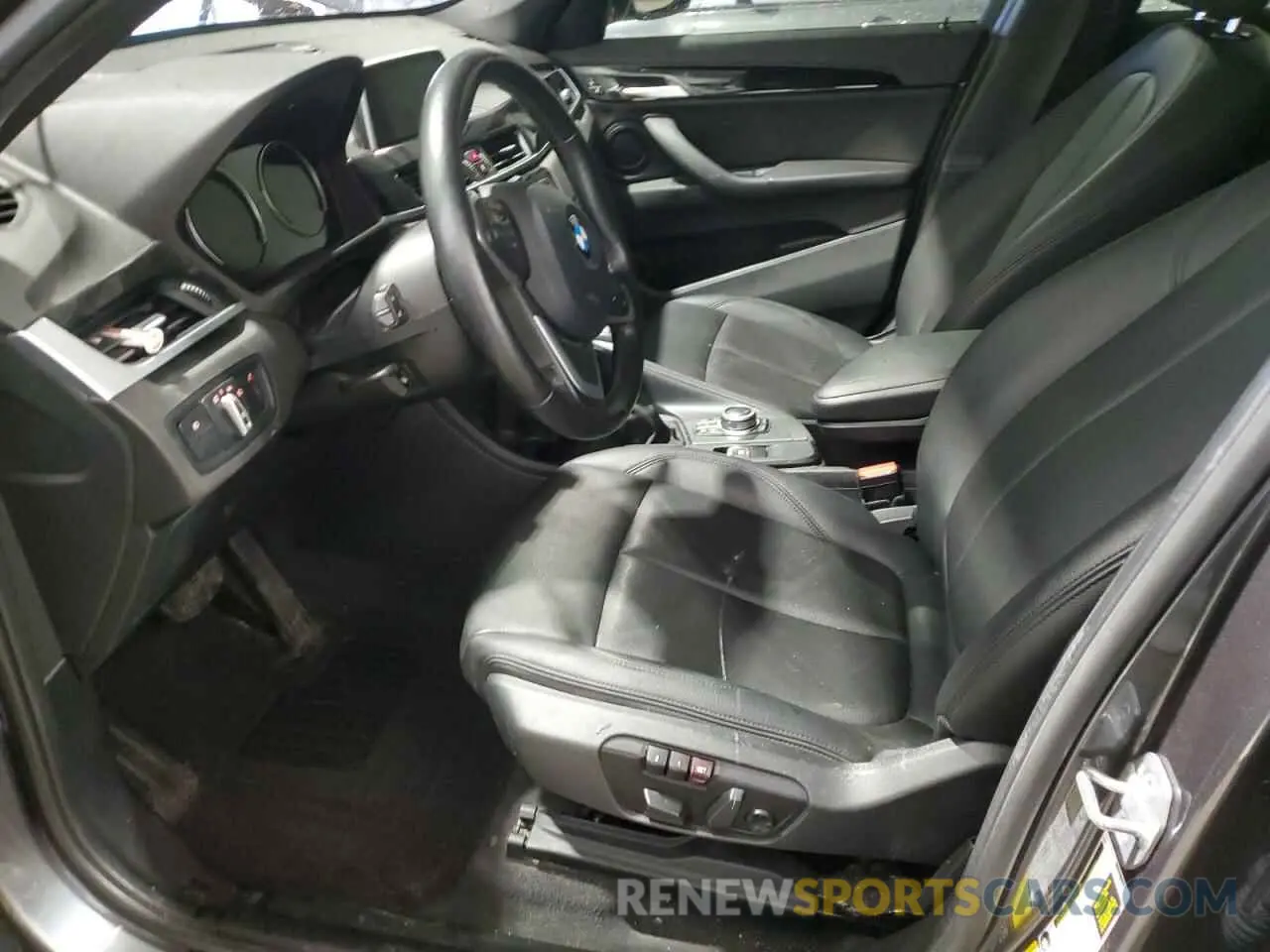 7 Photograph of a damaged car WBXHT3C52K5L89624 BMW X1 2019