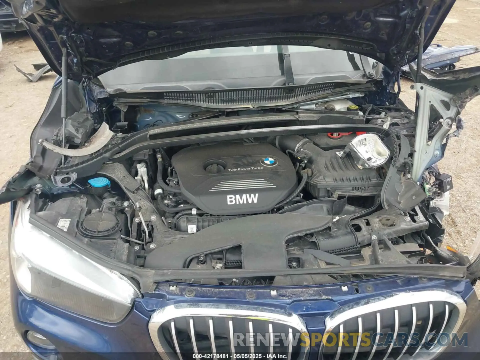10 Photograph of a damaged car WBXHT3C53K3H35405 BMW X1 2019