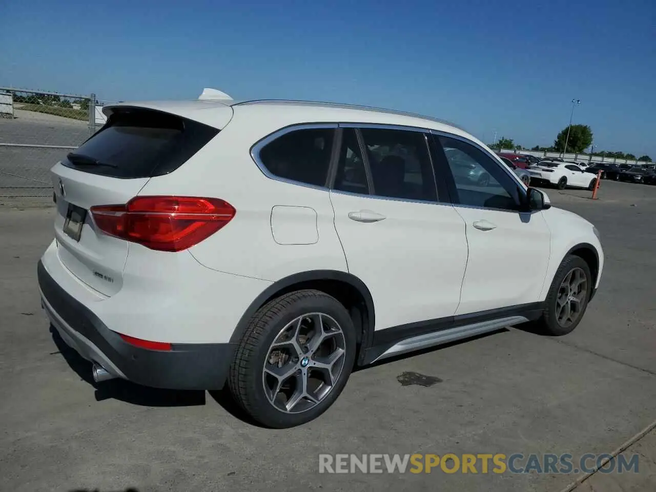 3 Photograph of a damaged car WBXHT3C53K5L35670 BMW X1 2019