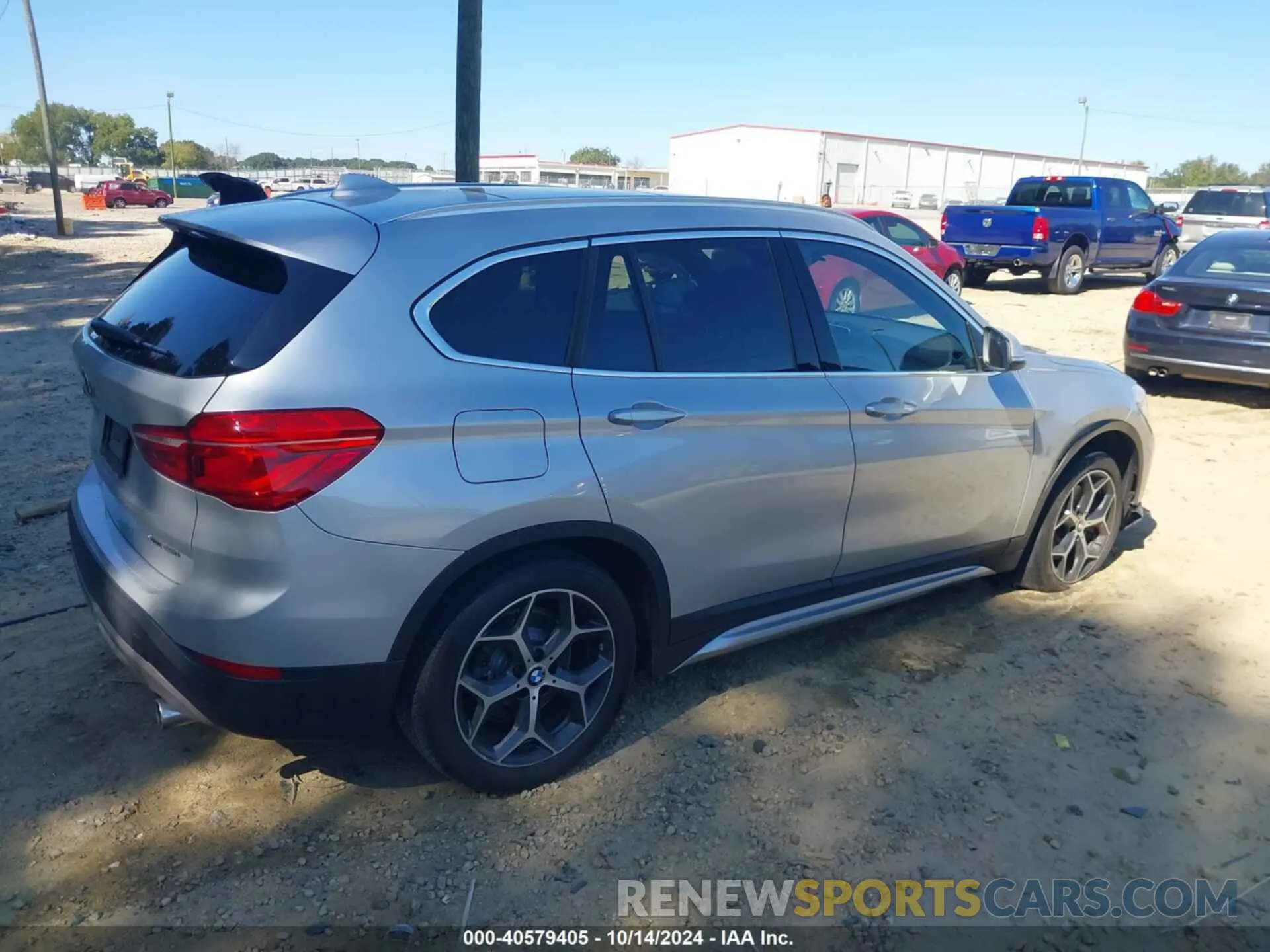 4 Photograph of a damaged car WBXHT3C53K5L37192 BMW X1 2019