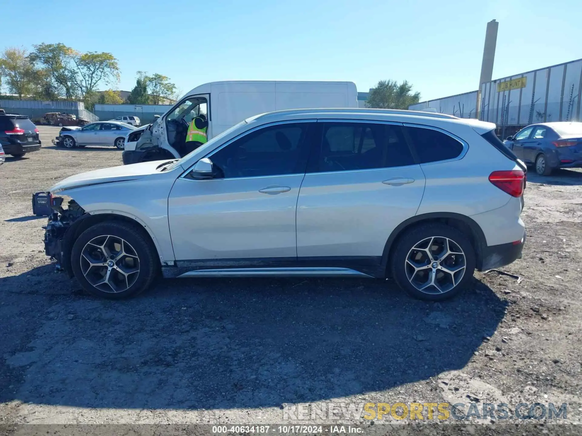 14 Photograph of a damaged car WBXHT3C53K5L89891 BMW X1 2019