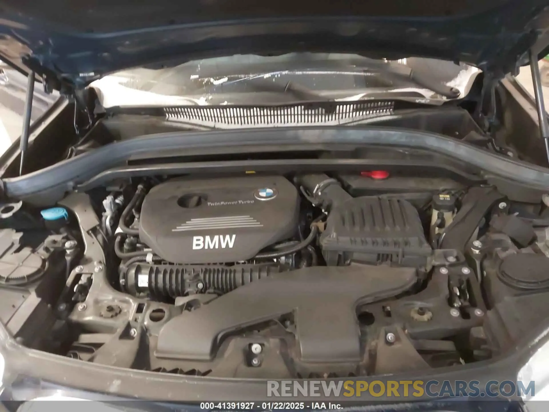 10 Photograph of a damaged car WBXHT3C54K5L36472 BMW X1 2019